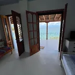 Nies Seaside Appartments Sourpi