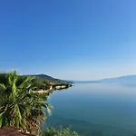 Nies Seaside Appartments Sourpi