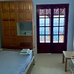 Nies Seaside Appartments דירה *