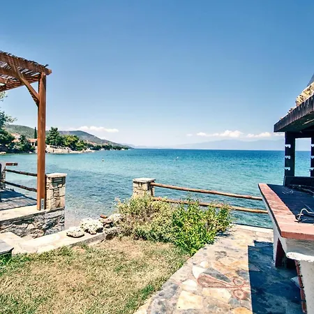 Nies Seaside Appartments Sourpi