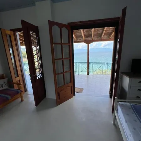 Nies Seaside Appartments Sourpi