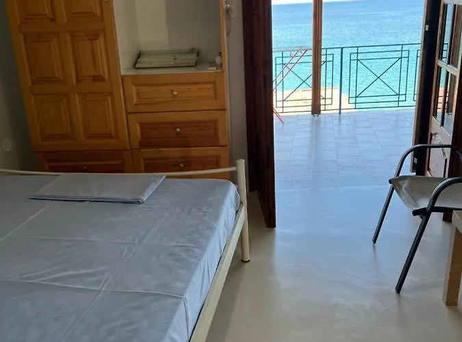 Nies Seaside Appartments Apartment Sourpi